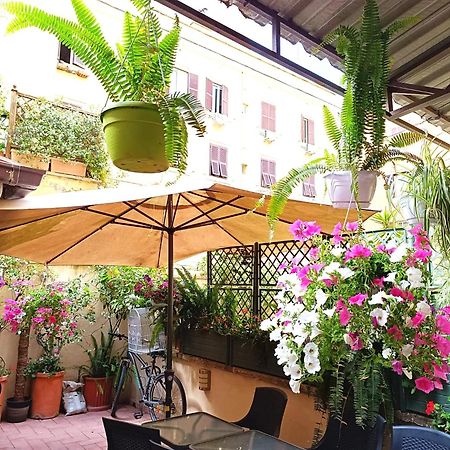 Luxury By A Casa Simpatia - Free Parking Minimum Stay 3 Nights -On Request In Advance Rome Exterior photo