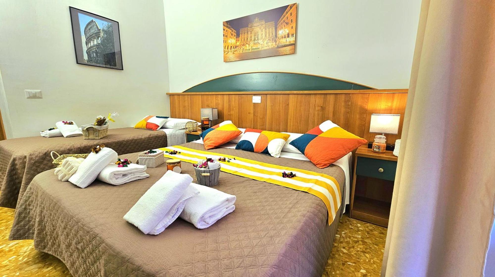Luxury By A Casa Simpatia - Free Parking Minimum Stay 3 Nights -On Request In Advance Rome Exterior photo