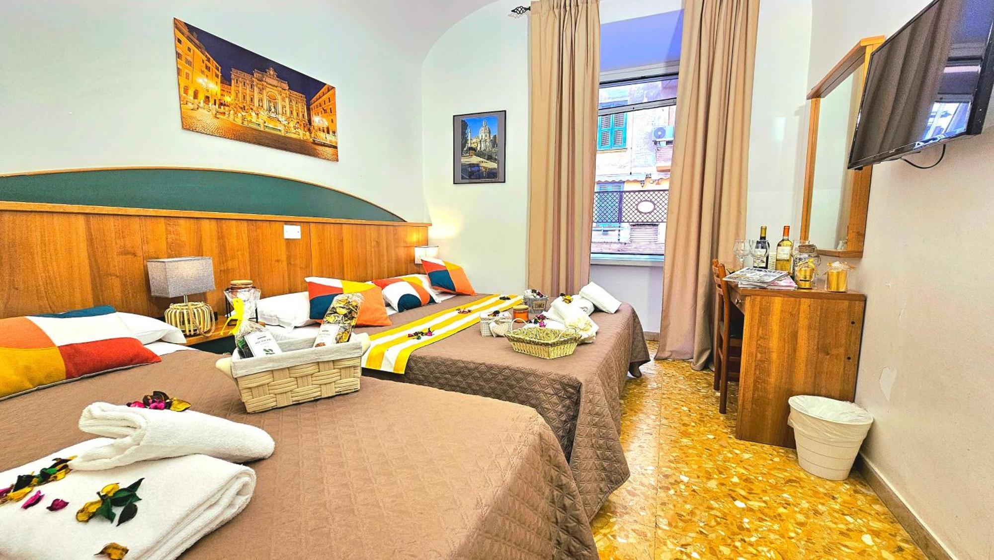 Luxury By A Casa Simpatia - Free Parking Minimum Stay 3 Nights -On Request In Advance Rome Exterior photo